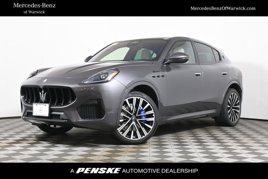 Used 2023 Maserati Grecale Modena AWD/4WD image 1