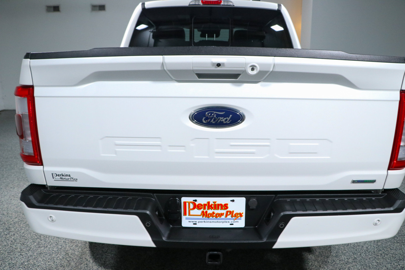 Used 2023 Ford F150 Lariat w/ Equipment Group 502A High AWD/4WD image 9