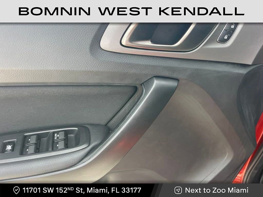 Used 2023 Ford Ranger XLT w/ Equipment Group 301A Mid image 5