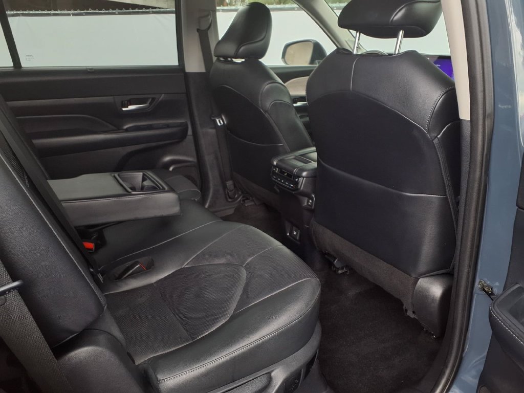 Certified 2024 Toyota Grand Highlander AWD image 22