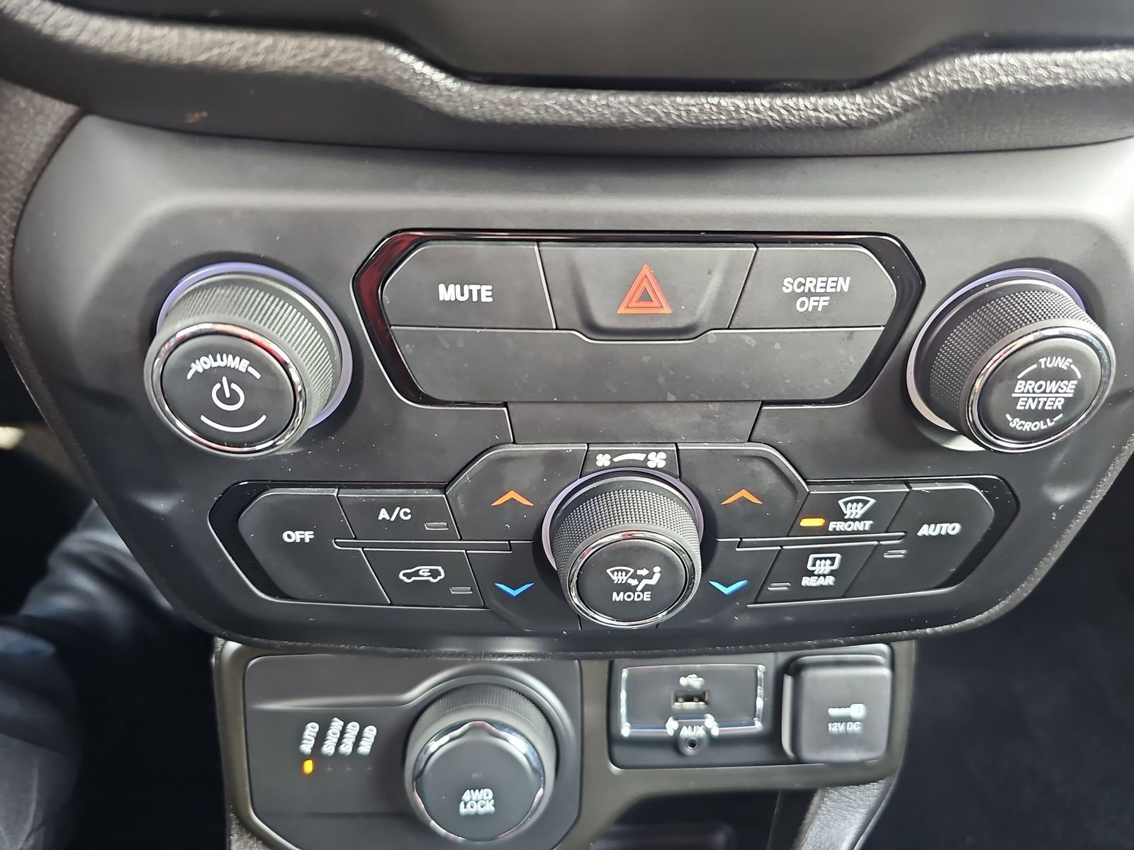 Certified 2020 Jeep Renegade Sport image 13