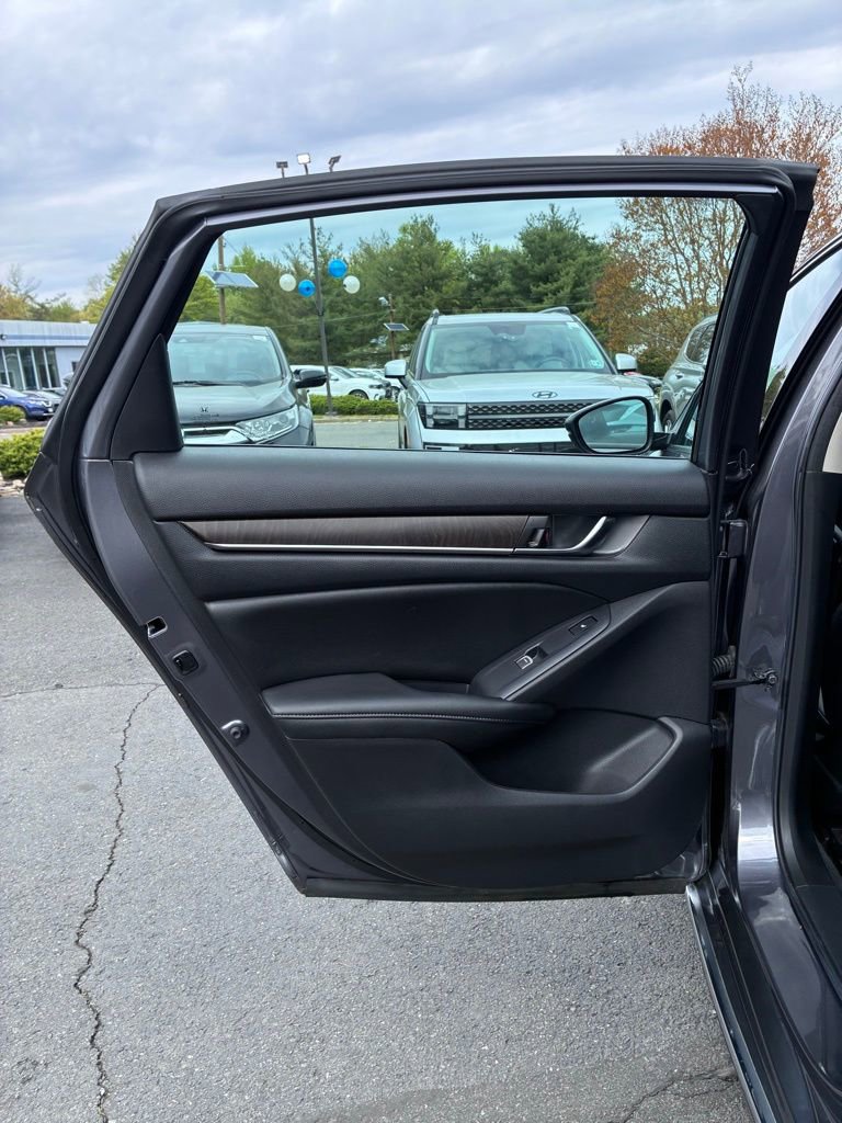 Used 2021 Honda Accord Touring image 44