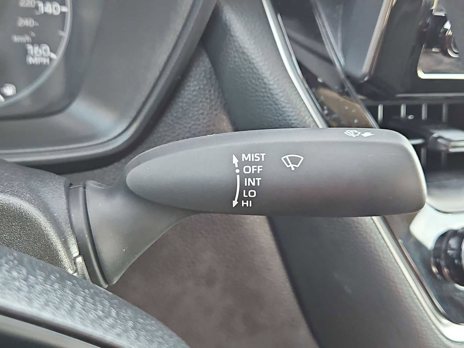 Used 2025 Toyota Corolla LE image 24