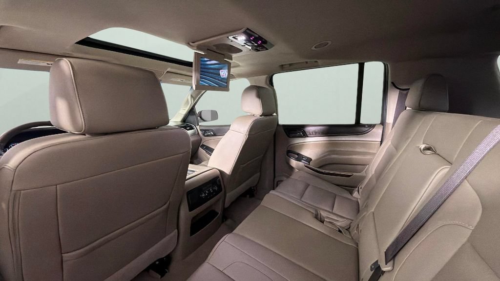 Used 2019 GMC Yukon XL SLT w/ Open Road Package AWD/4WD image 28