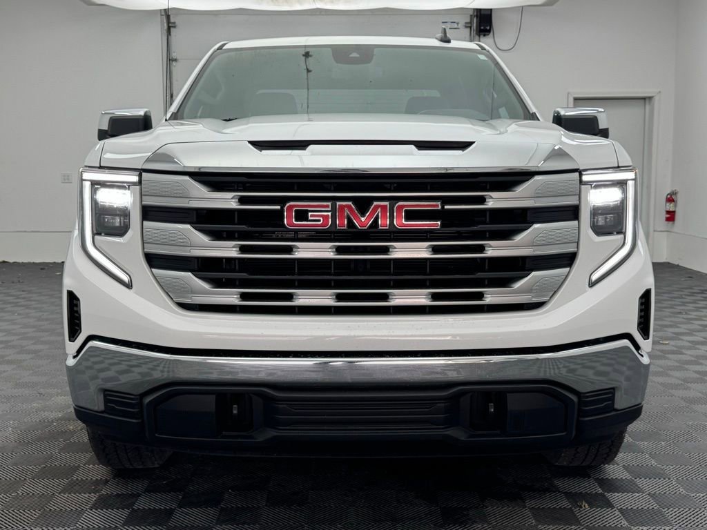 Used 2025 GMC Sierra 1500 SLE image 12