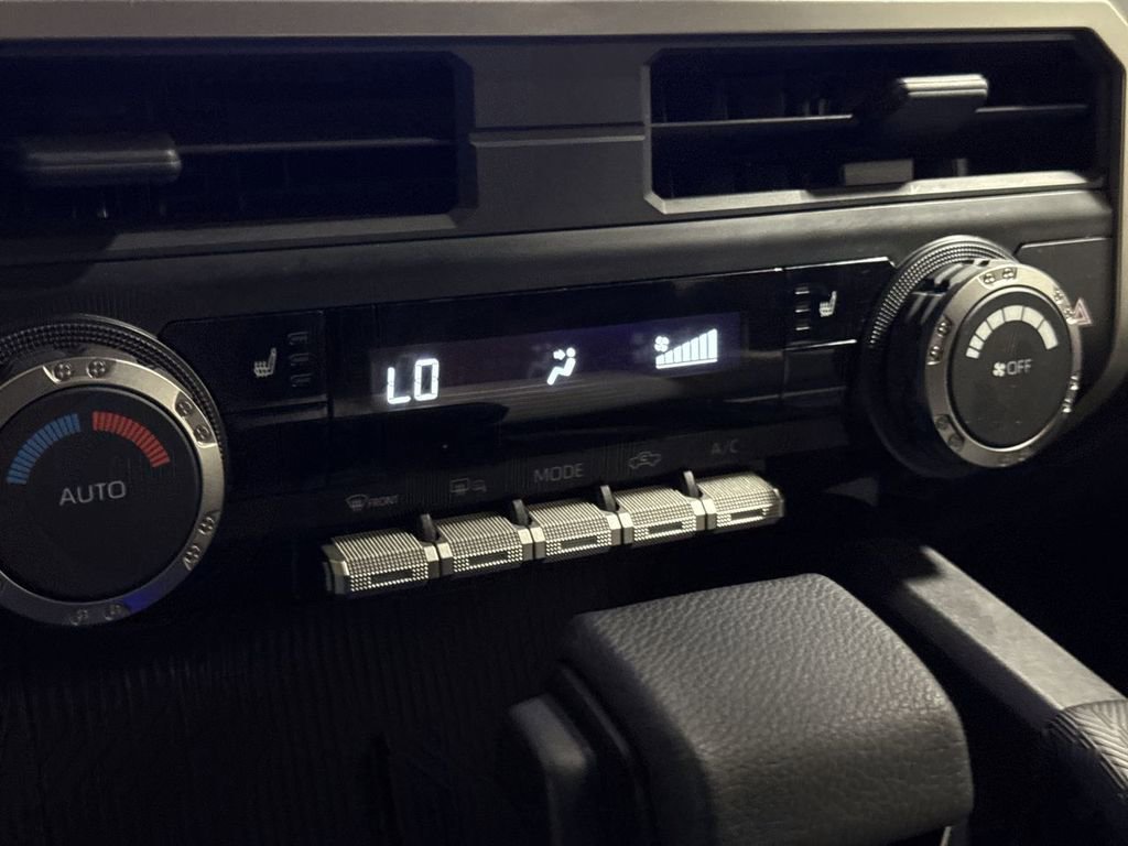 Used 2025 Toyota Tacoma TRD Off-Road image 16