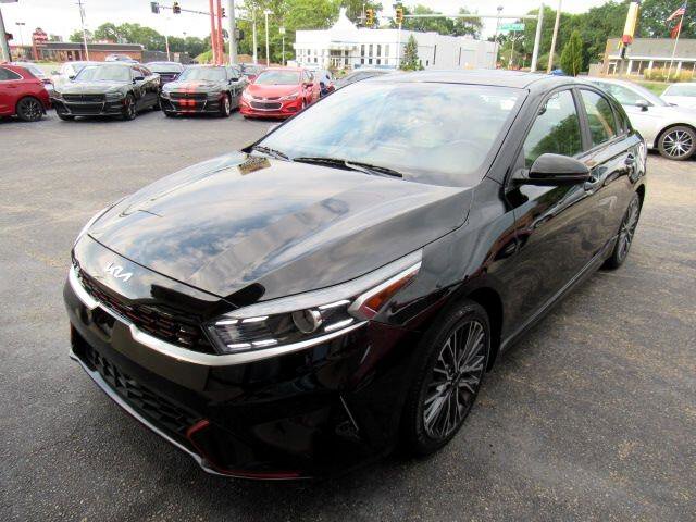 Used 2022 Kia Forte GT-Line w/ GT-Line Premium Package image 1