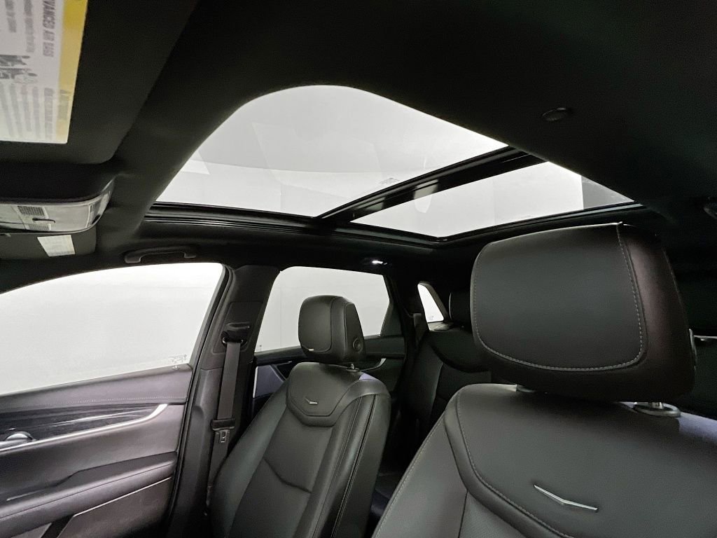 Used 2024 Cadillac XT5 Premium Luxury w/ Technology Package image 23