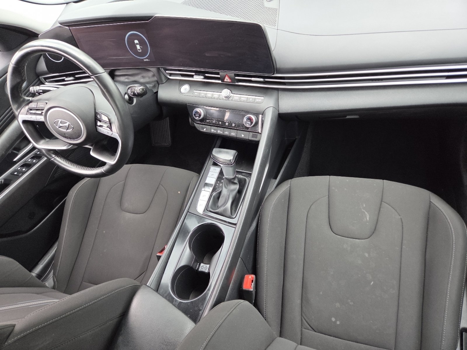 Used 2023 Hyundai Elantra SEL w/ Convenience Package FWD image 22