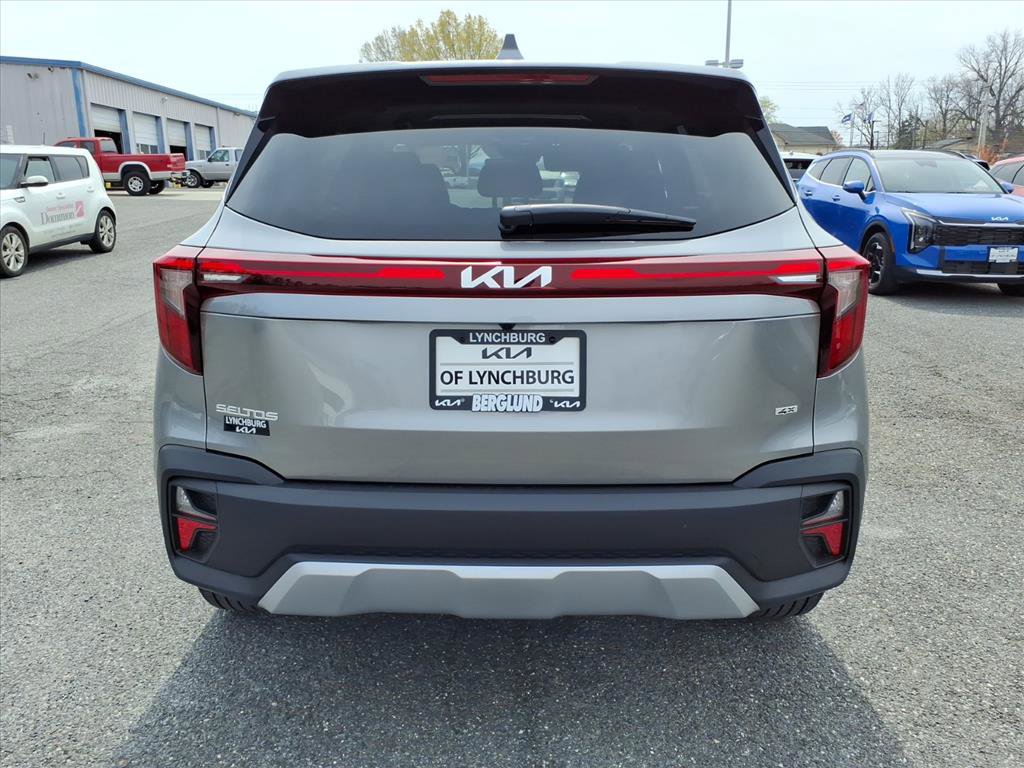 New 2026 Kia Seltos LX image 5