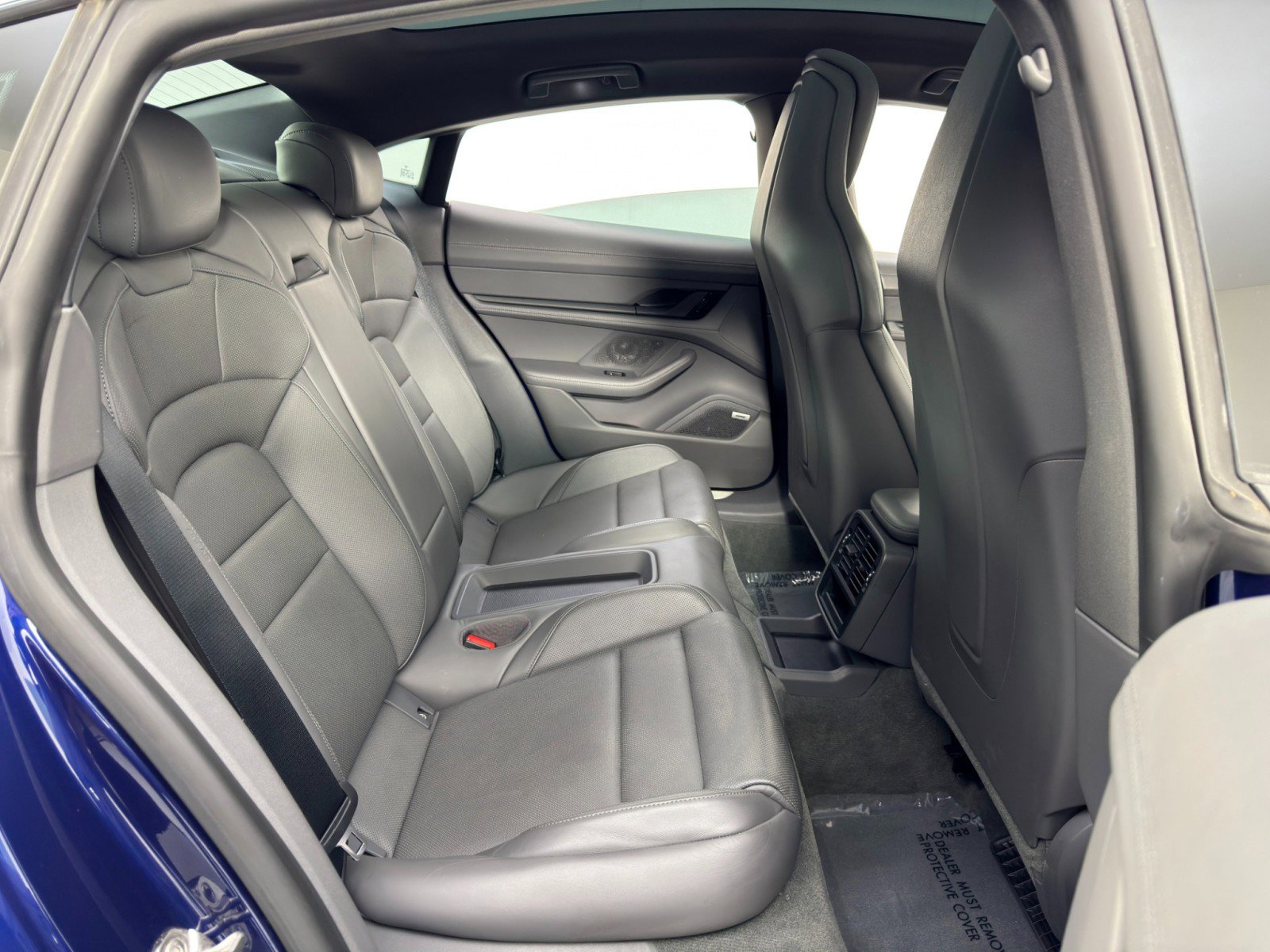 Used 2020 Porsche Taycan 4S w/ Premium Package image 43