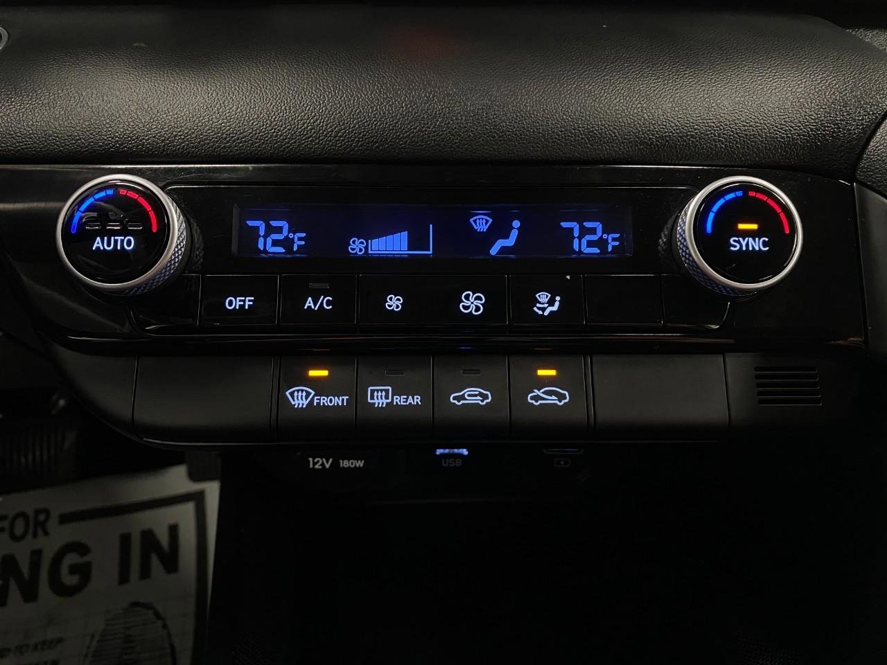 Certified 2023 Hyundai Elantra SEL w/ Preferred Accessory Package image 24