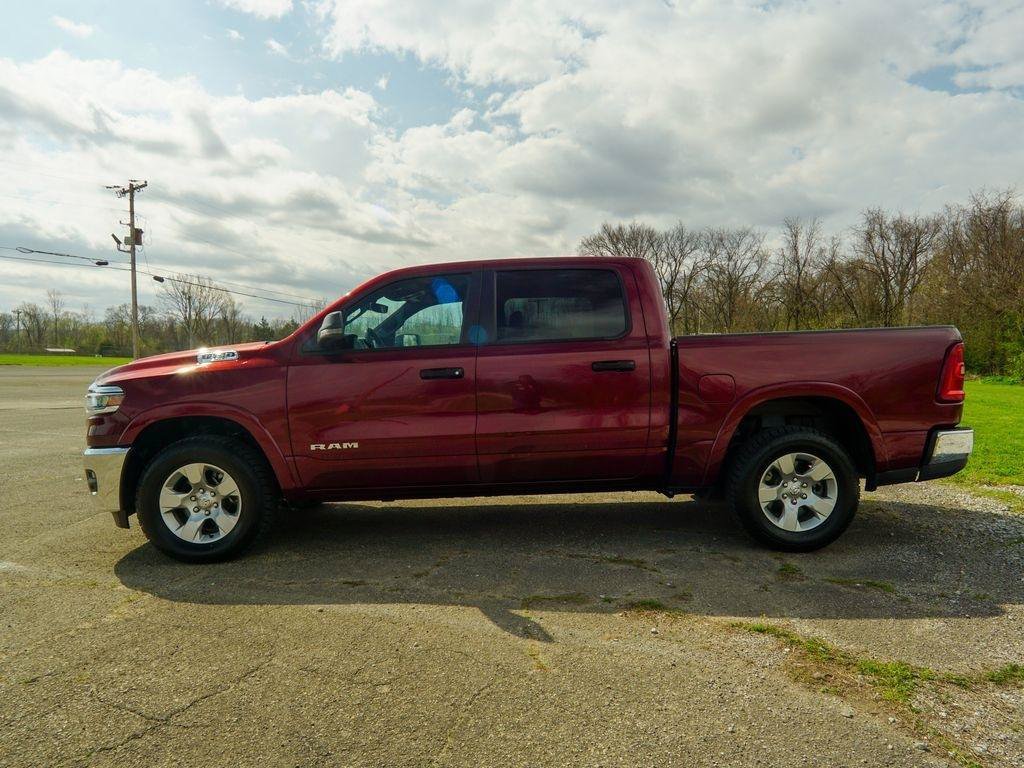 Used 2025 RAM 1500 Big Horn AWD/4WD image 5