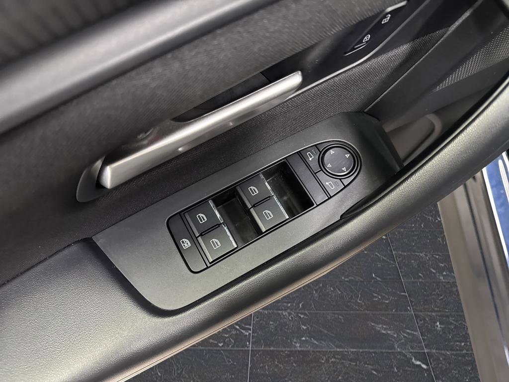 Used 2024 MAZDA CX-90 3.3 Turbo w/ Select Package image 25