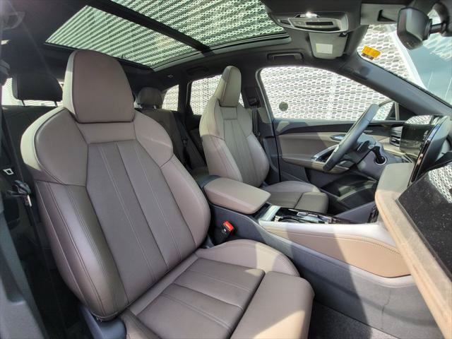 Certified 2025 Audi Q5 Premium w/ Premium Plus AWD/4WD image 23