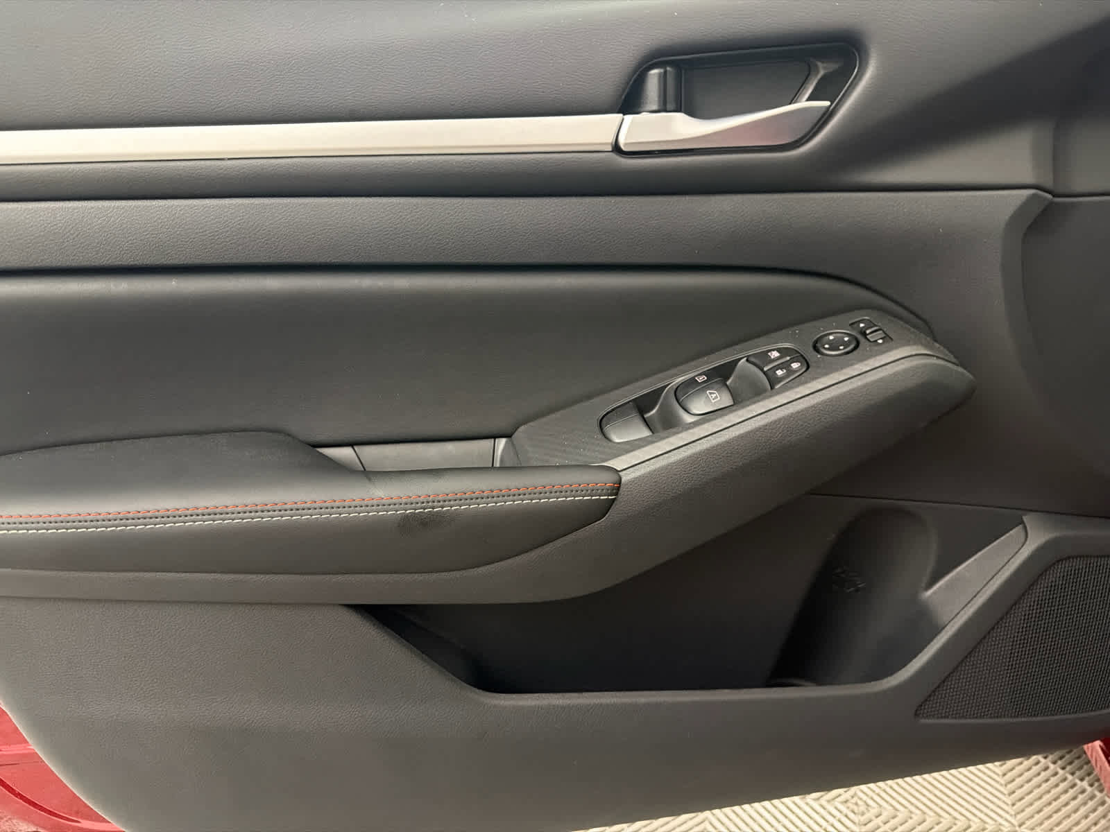 New 2026 Nissan Altima 2.5 SR w/ SR Premium Package image 22