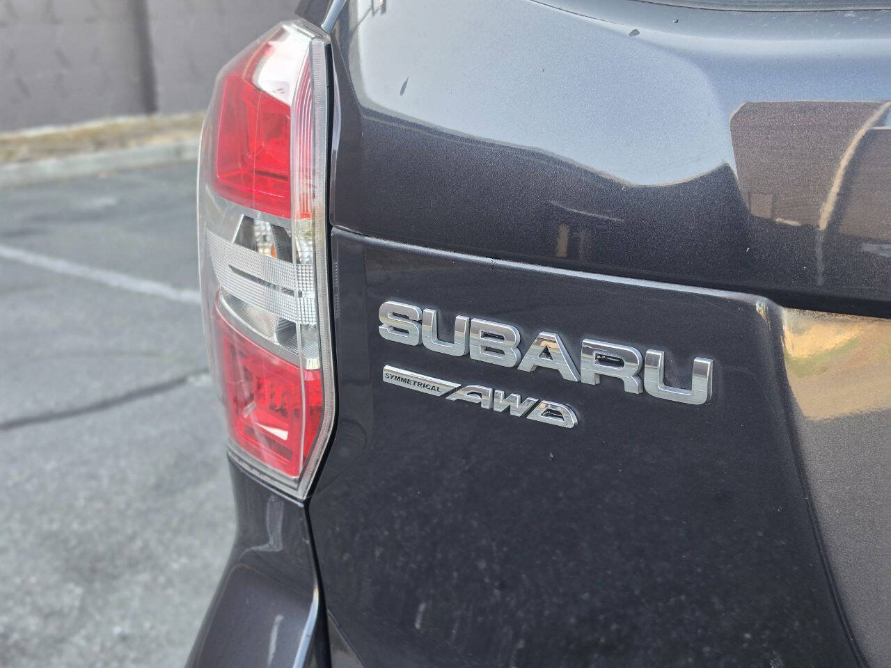 Used 2016 Subaru Forester 2.5i Premium AWD/4WD image 16