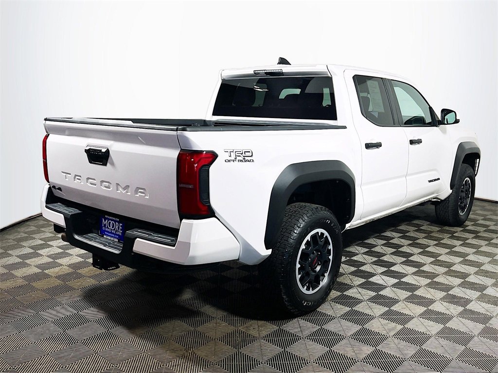 Certified 2024 Toyota Tacoma TRD Off-Road image 8