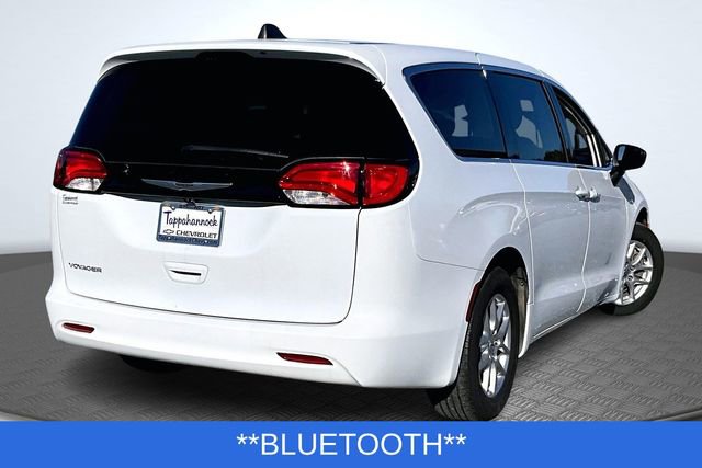 Used 2024 Chrysler Voyager LX image 7