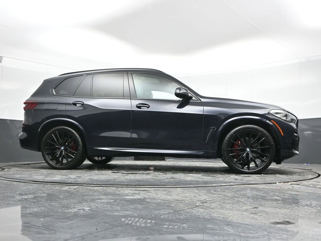 Used 2023 BMW X5 xDrive40i w/ M Sport Package image 48