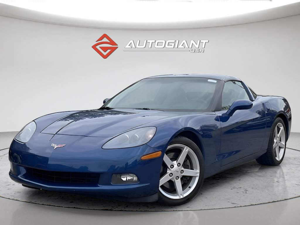 Used 2005 Chevrolet Corvette Coupe w/ Preferred Equipment Group RWD image 1