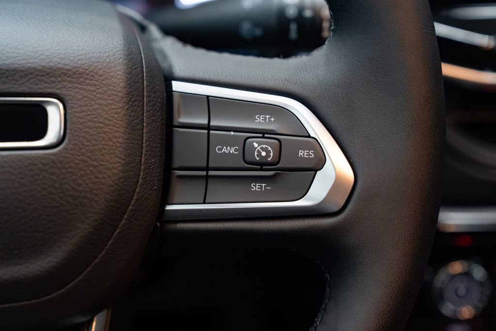 New 2026 Jeep Compass Latitude image 15
