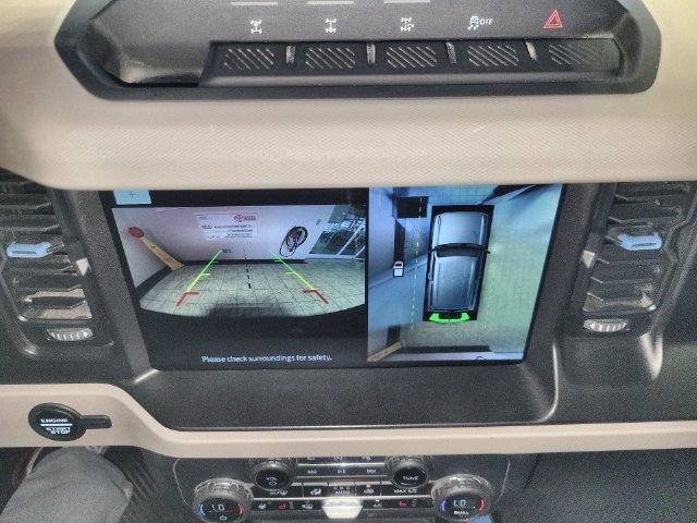 Used 2023 Ford Bronco Wildtrak AWD/4WD image 17