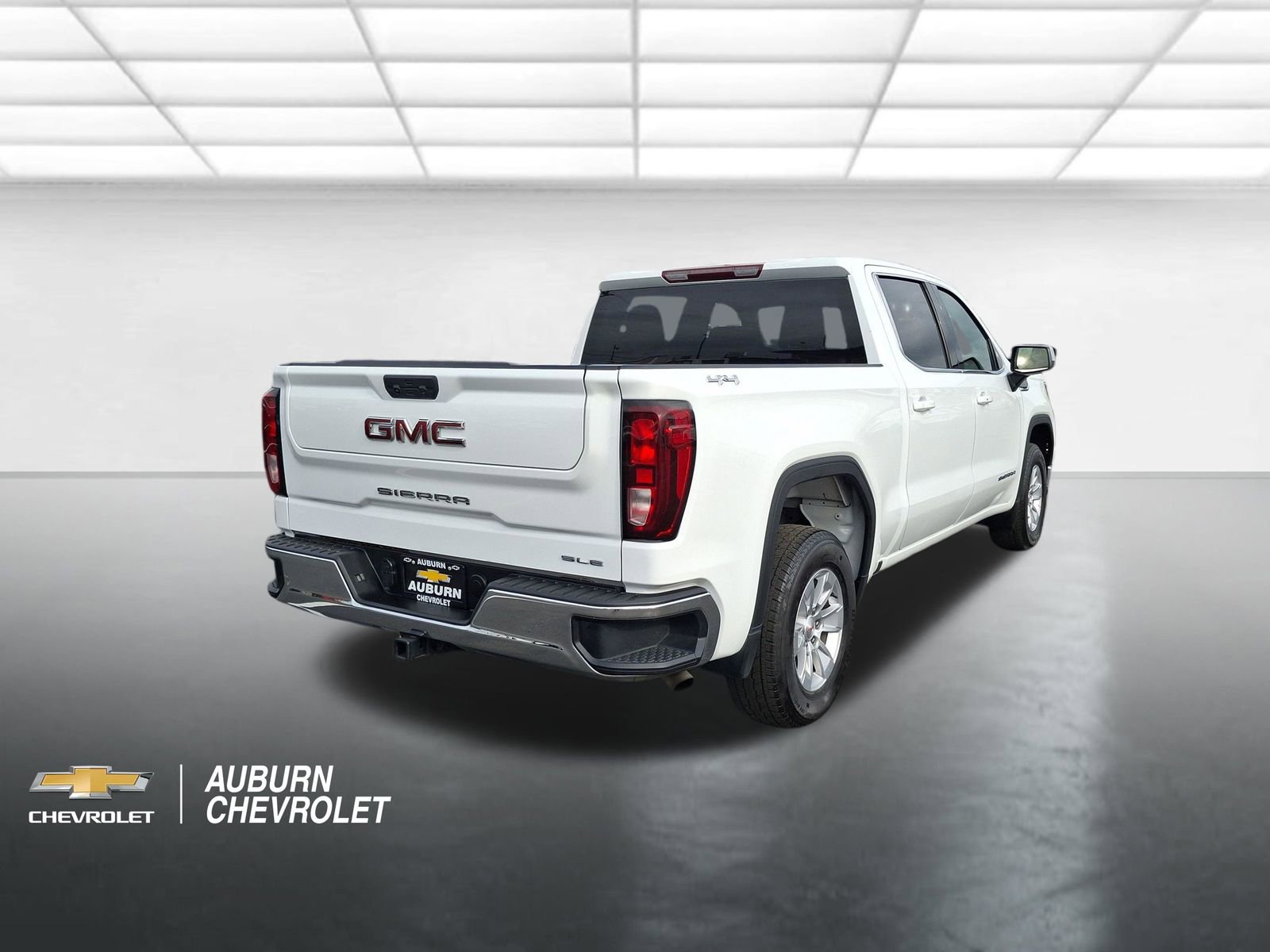 Certified 2024 GMC Sierra 1500 SLE AWD/4WD image 3