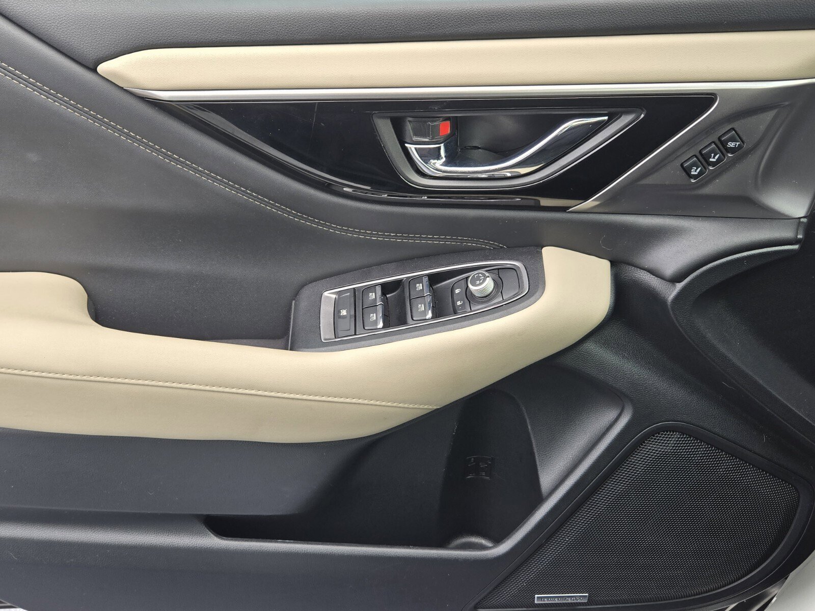 Used 2022 Subaru Outback Limited image 29