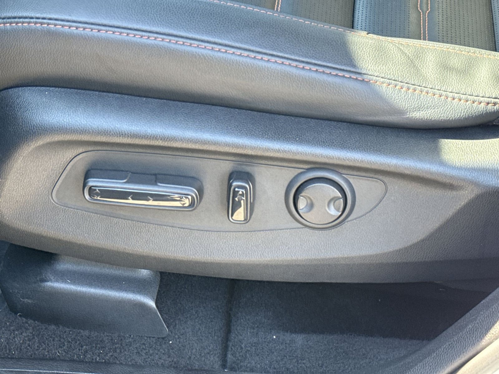 Used 2023 Honda CR-V Sport Touring image 8