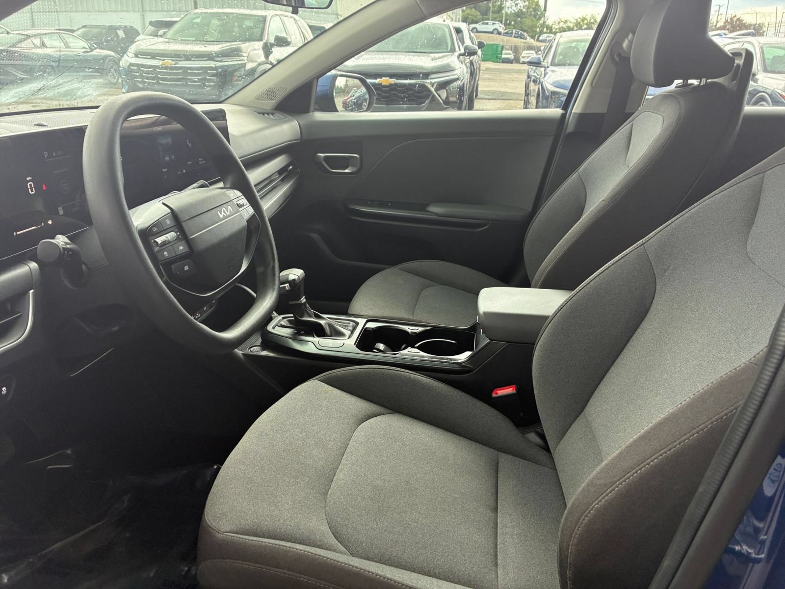 Used 2025 Kia K4 FWD image 22