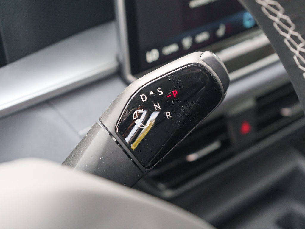 New 2026 Volkswagen Tiguan SE AWD/4WD image 12