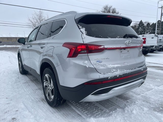 Used 2023 Hyundai Santa Fe SEL image 2