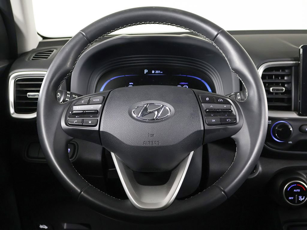 Certified 2024 Hyundai Venue SEL FWD image 32