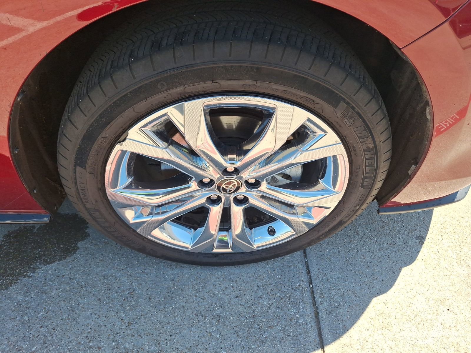 Used 2024 Toyota Sienna Platinum image 11