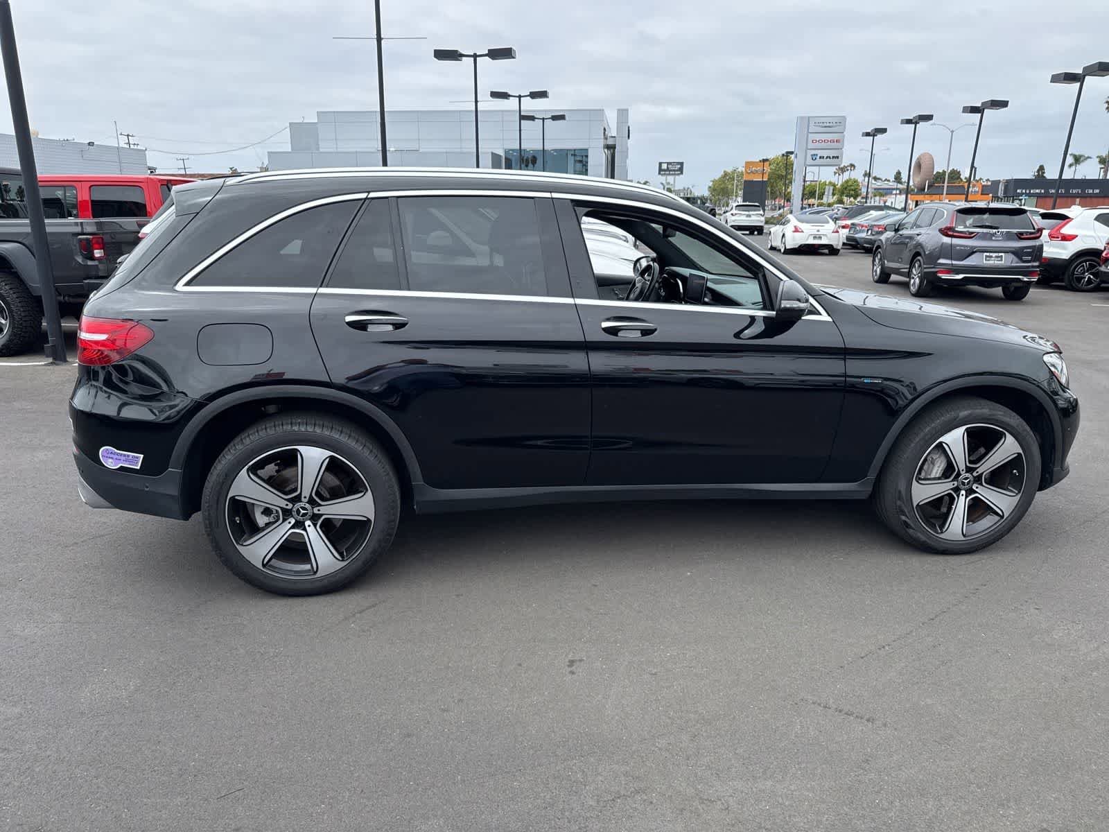 Used 2019 Mercedes-Benz GLC 350e 4MATIC image 9