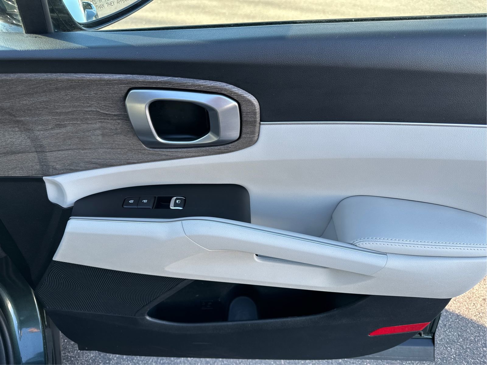 Used 2023 Kia Sorento X-Line EX image 22