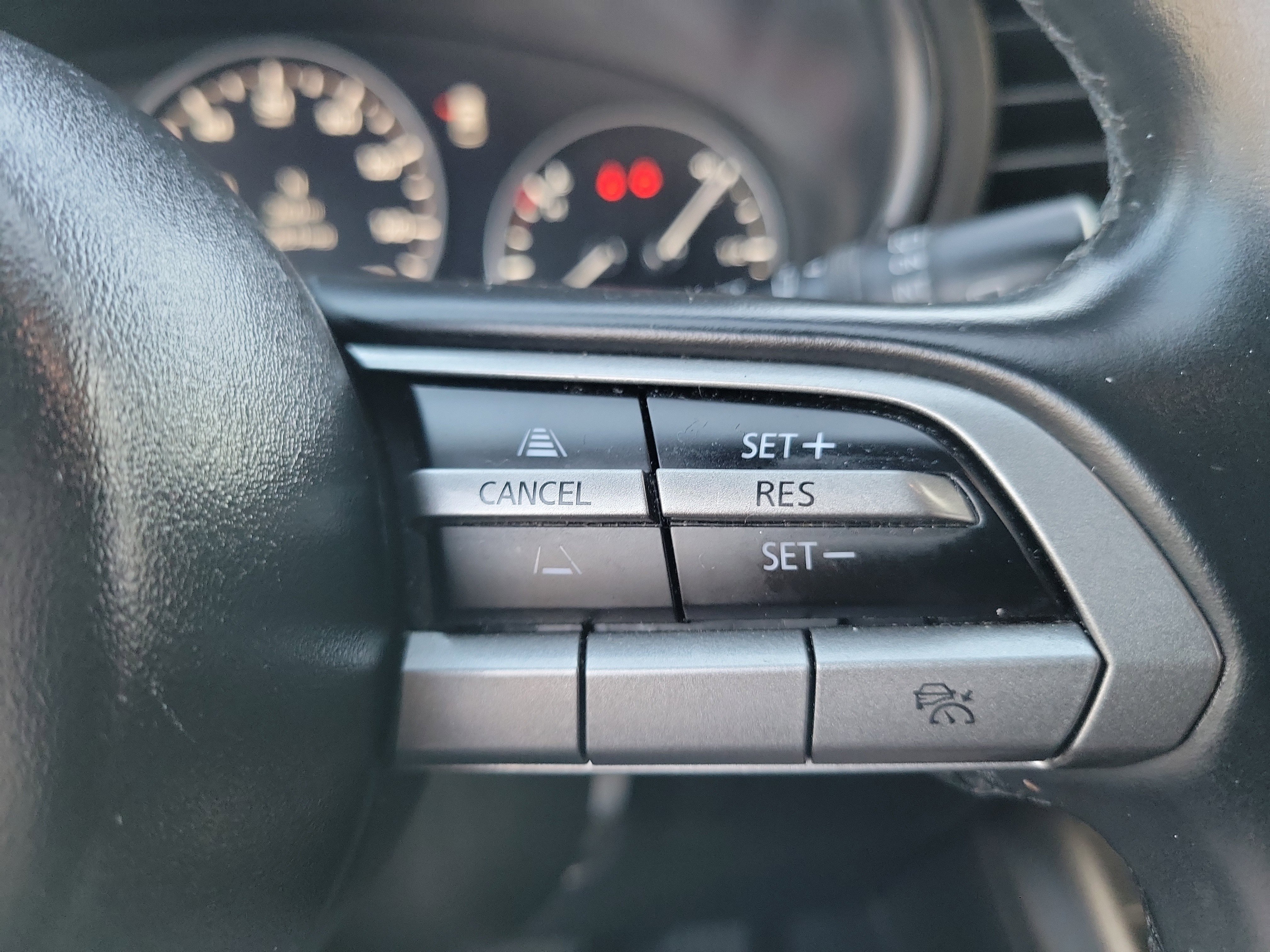 Used 2021 MAZDA MAZDA3 s image 8