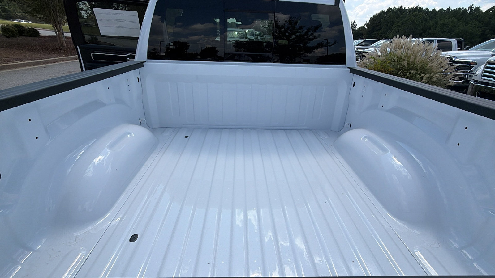 New 2027 RAM 1500 Big Horn AWD/4WD image 13
