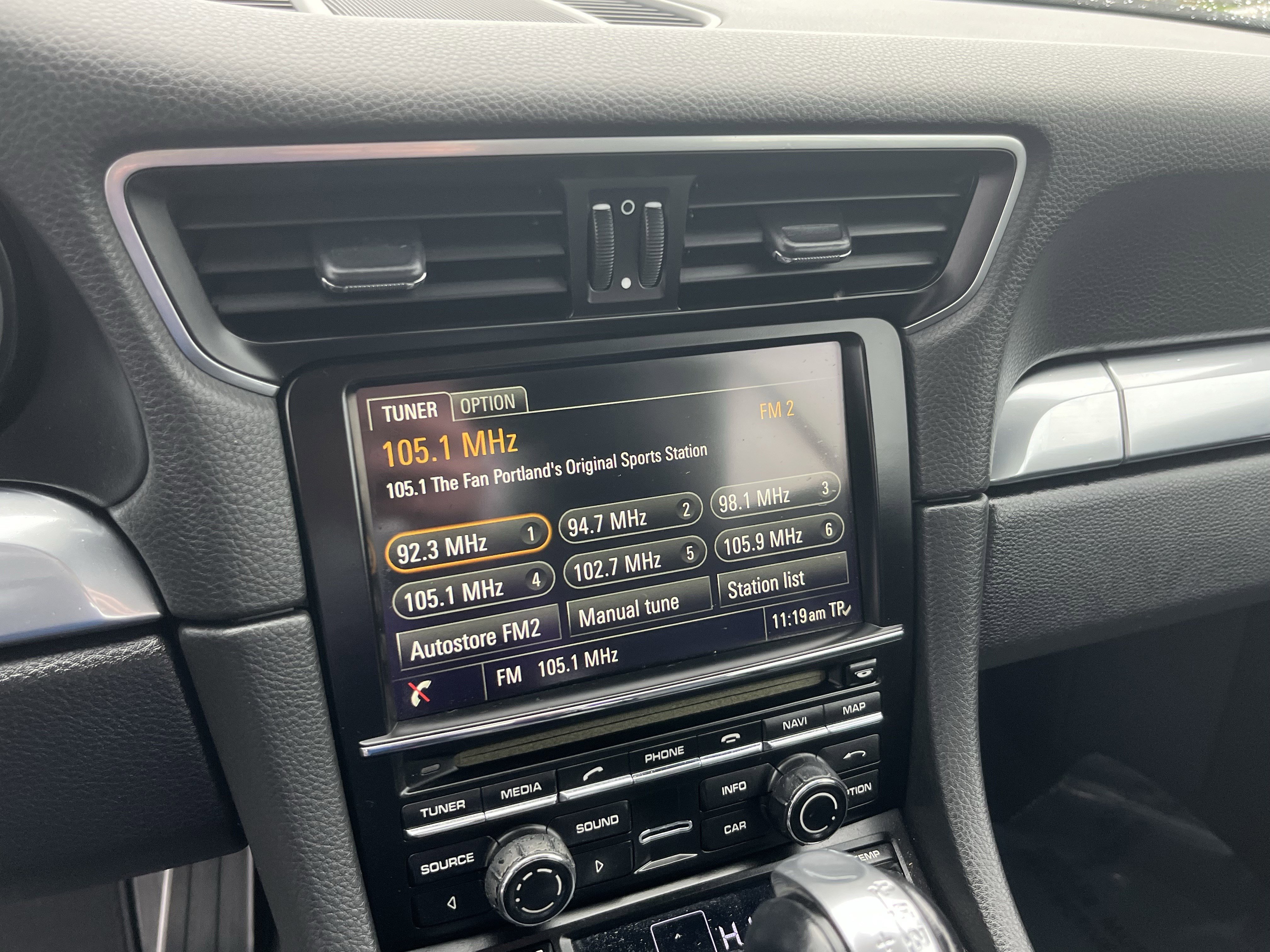 Used 2015 Porsche 911 Carrera image 20