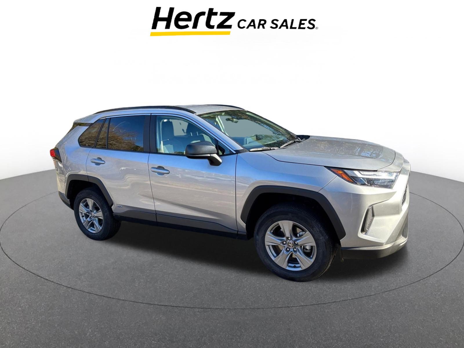 Used 2025 Toyota RAV4 LE image 1