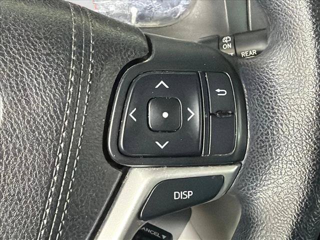 Used 2015 Toyota Sienna LE FWD image 23