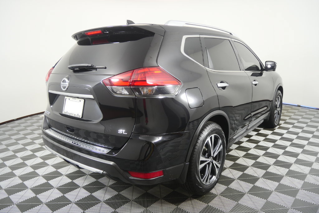 Used 2017 Nissan Rogue SL FWD image 5