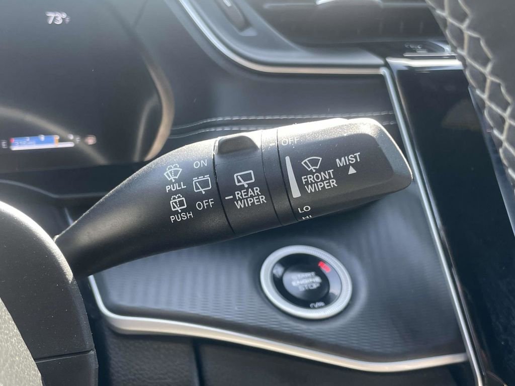 Certified 2025 Jeep Grand Cherokee Laredo X image 35