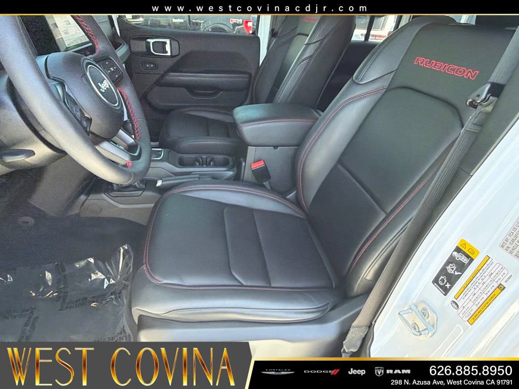 Used 2024 Jeep Wrangler Unlimited Rubicon AWD/4WD image 14