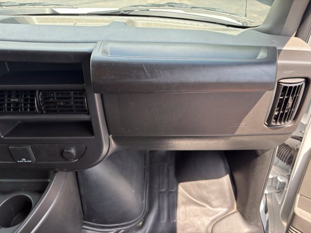 Used 2025 Chevrolet Express 2500 w/ Driver Convenience Package RWD image 23