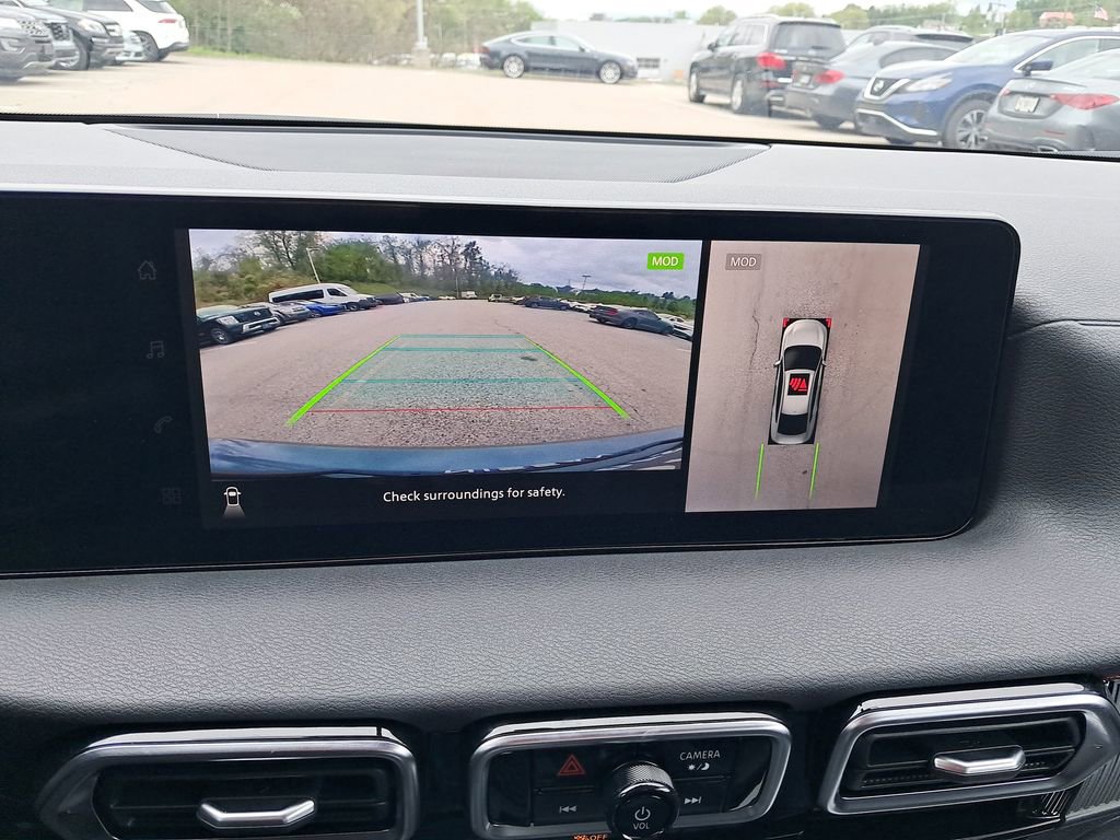 New 2026 Nissan Sentra SR w/ SR Premium Package FWD image 21