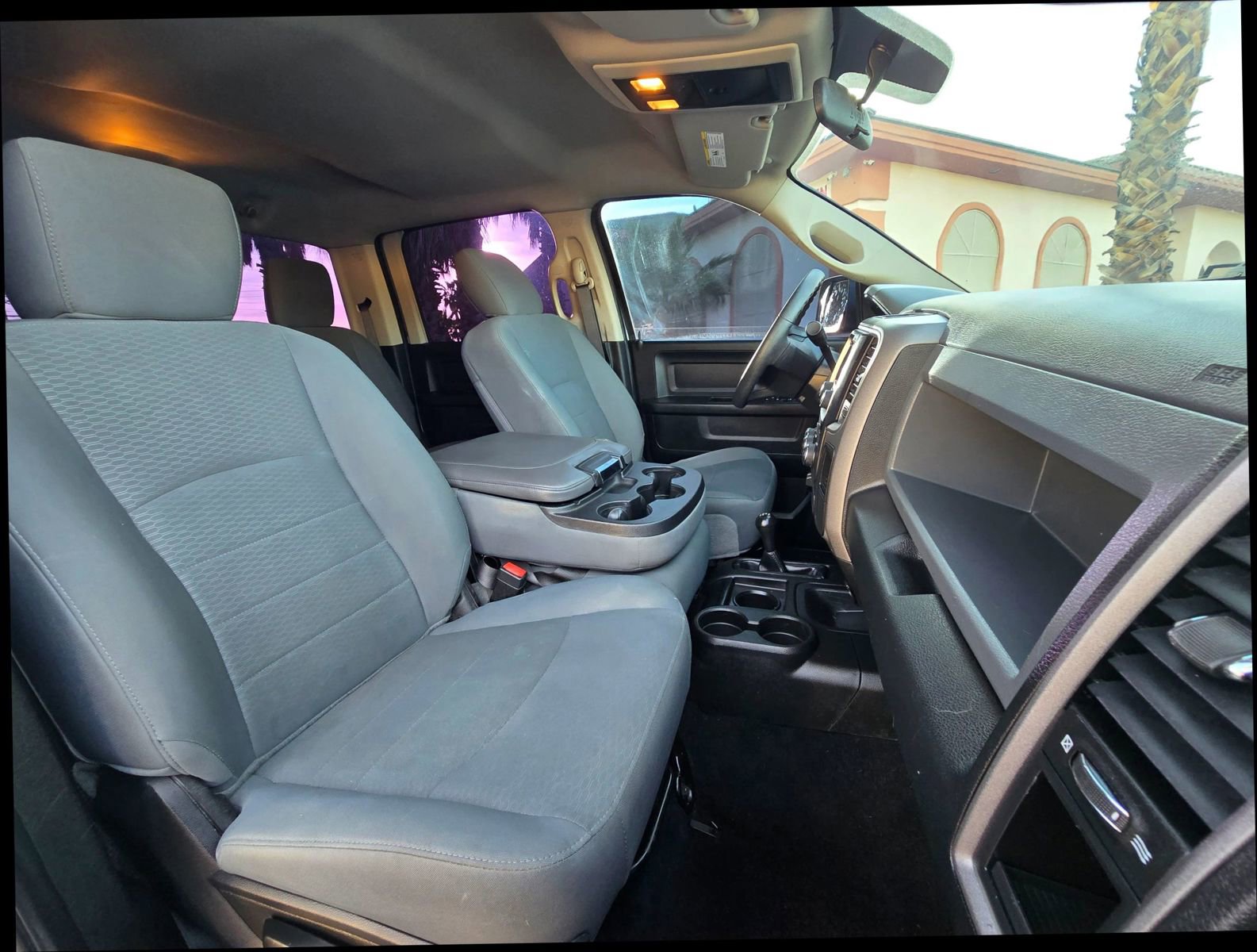 Used 2018 RAM 2500 Tradesman w/ Chrome Appearance Group AWD/4WD image 13