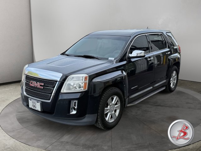 Used 2011 GMC Terrain SLE FWD image 2