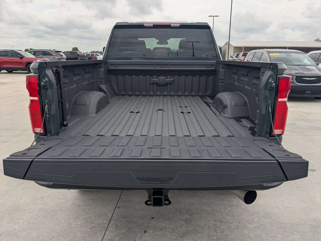 Used 2025 Chevrolet Silverado 2500 LTZ w/ LTZ Convenience Package AWD/4WD image 14